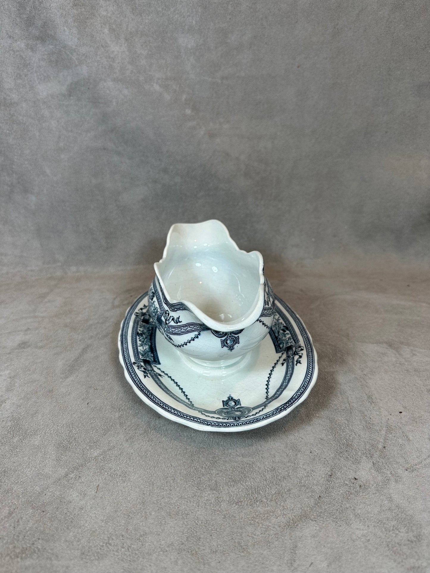 Saucière en Faïence par Saint Amand Hamage Daillon, Made in France, Vintage 1900