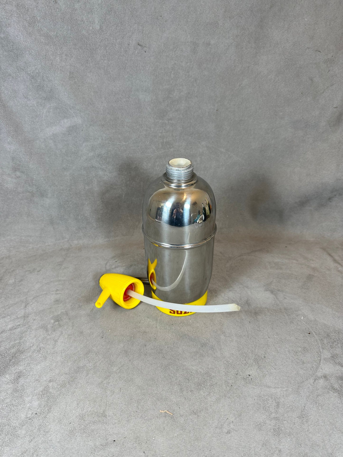 RARE Siphon en métal et plastique Suze vintage Made in France 1980