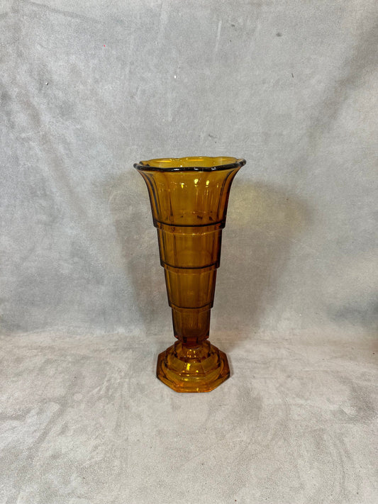 Magnificent large Art Deco vase in orange glass Made in Belgium 1950