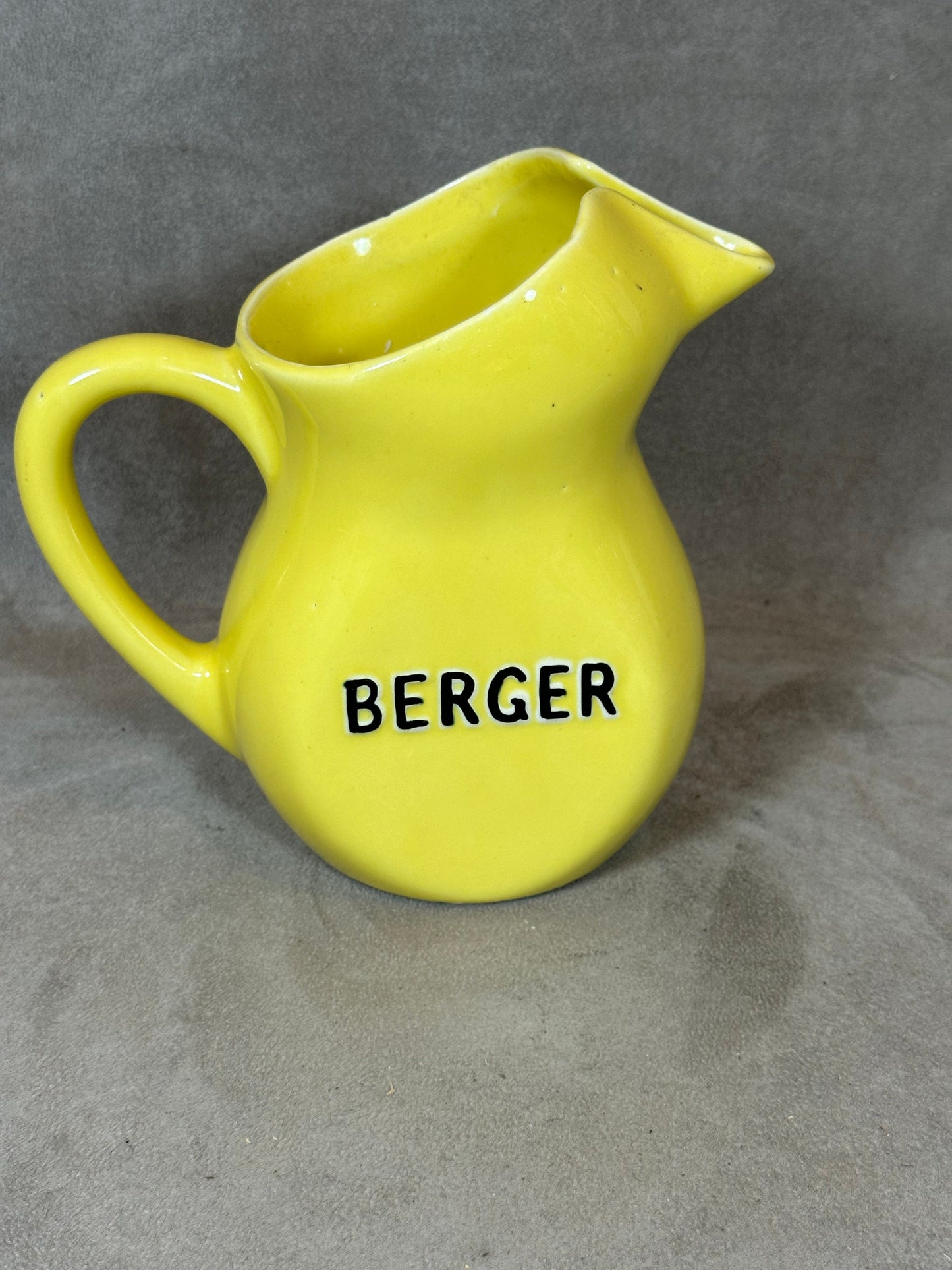 Berger water jug ​​in yellow ceramic Made in France vintage Year 1970