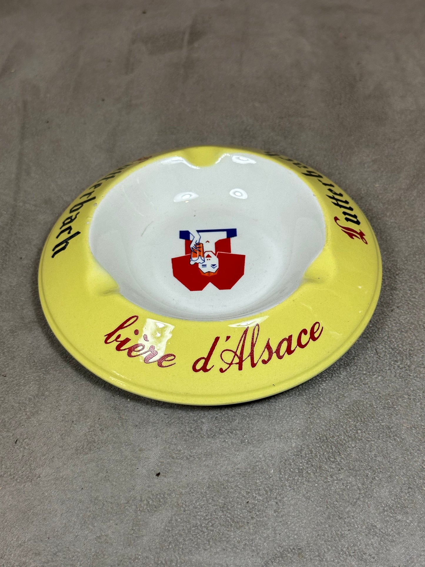 Cendrier en céramique jaune Lutterbach bière d'alsace par Moulin des Loups Vintage Made in France