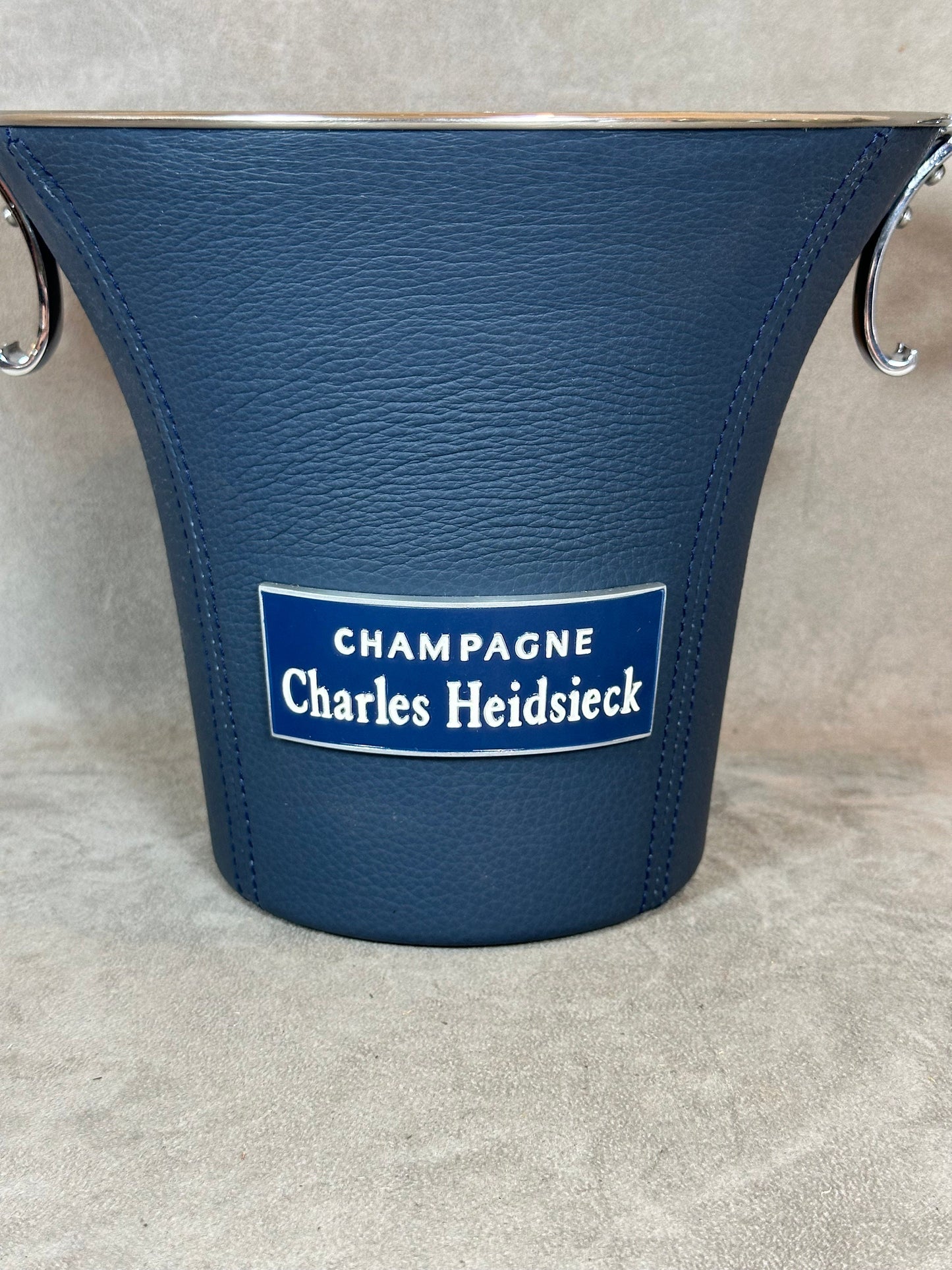 SELTENE schöne Vintage Charles Heidsieck Limited Edition Edelstahl Champagner Eimer plattiert in blauem Leder 1980er Jahre