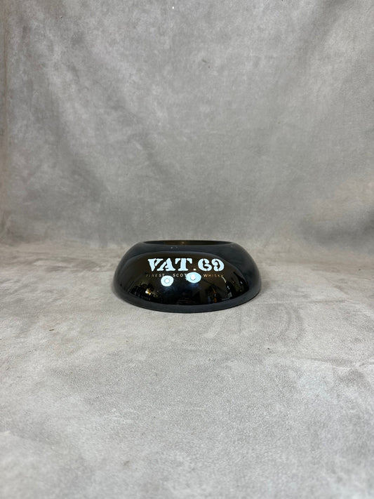 RARE XXL VAT 69 Finest Scotch Whisky Ashtray in Vintage Black Porcelain Wade Made in England