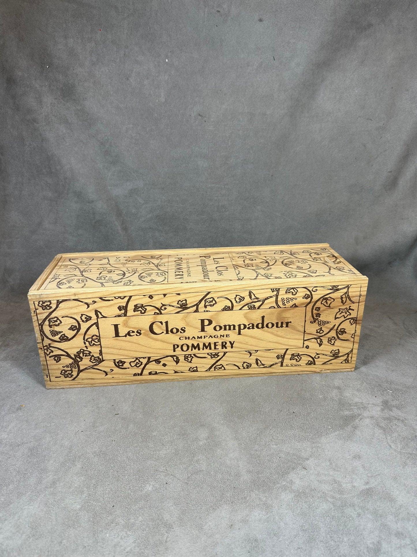 Wooden box for Pommery champagne bottle "Les Clos Pompadour" Made in France 1980s