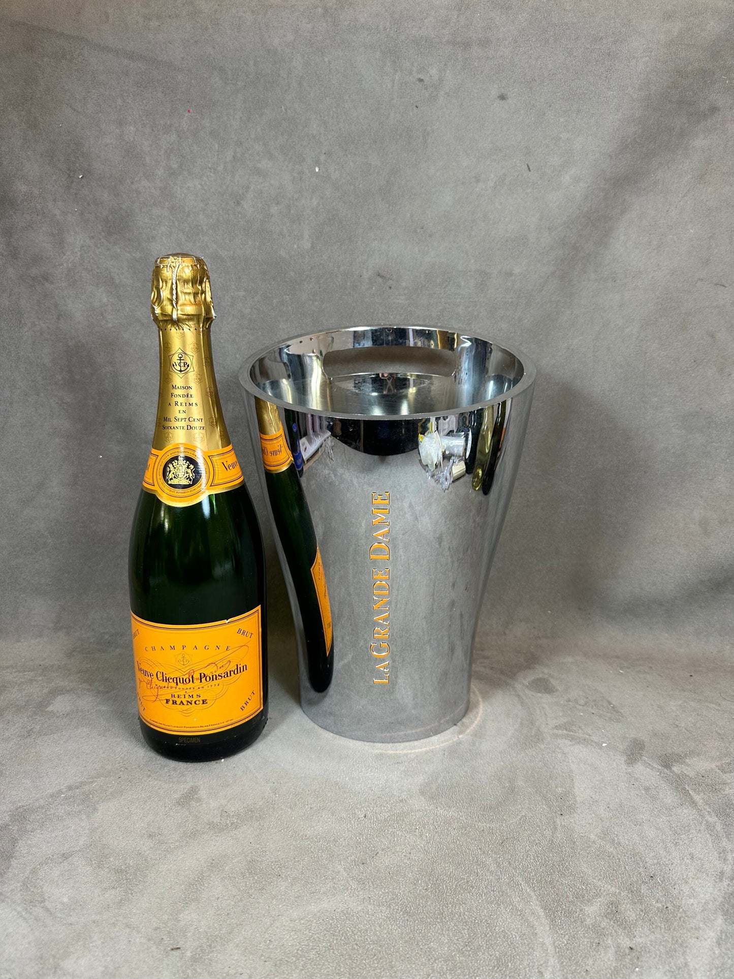 Veuve Clicquot Eimer La Grande Dame Acrylspiegel Eimer Christophe Pillet für Champagnerflasche Champagner Made in France