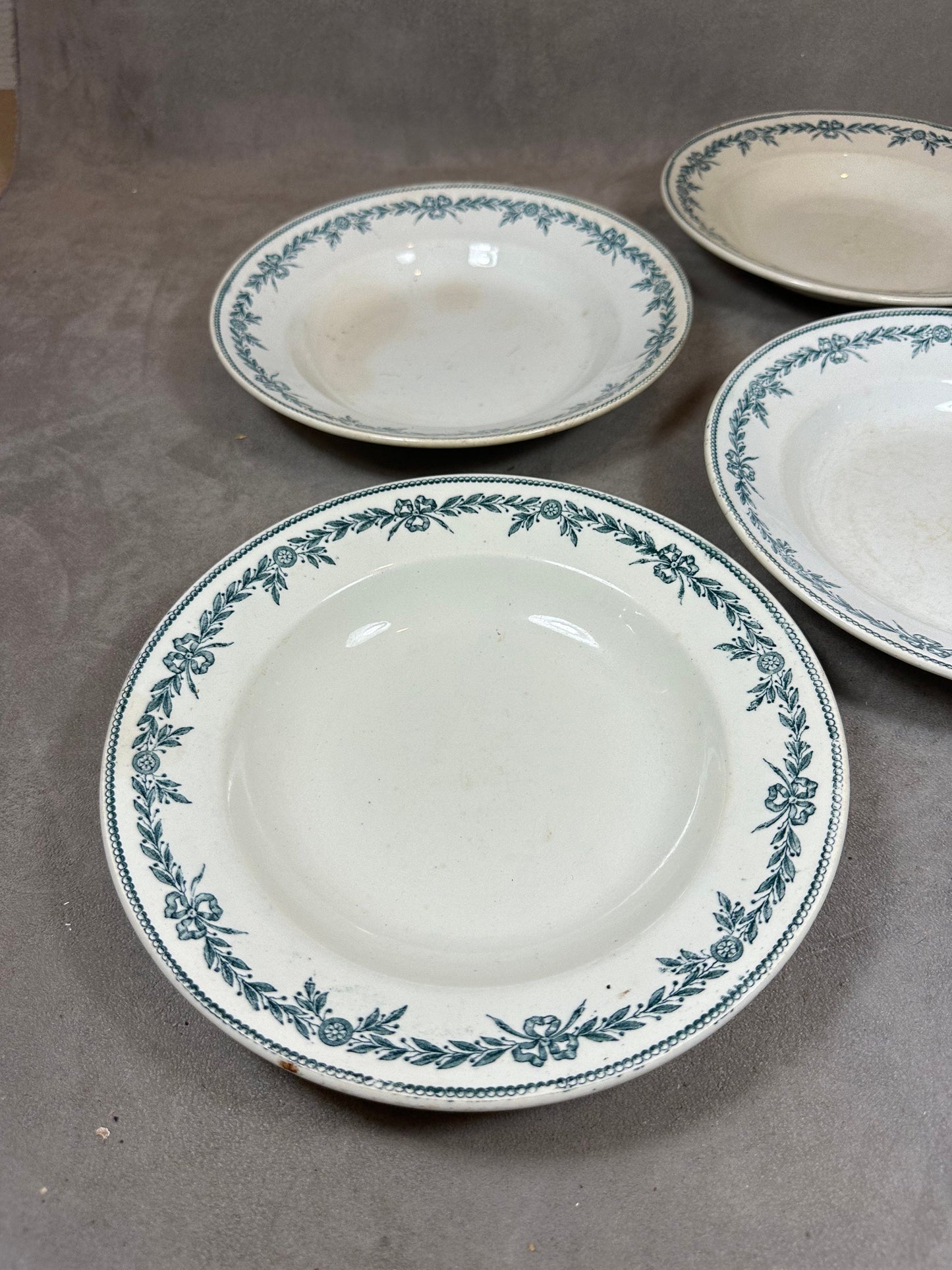 Lot de 4 assiettes anciennes creuses Moulins de loups ligne Lauriers vintage Made in France 1930