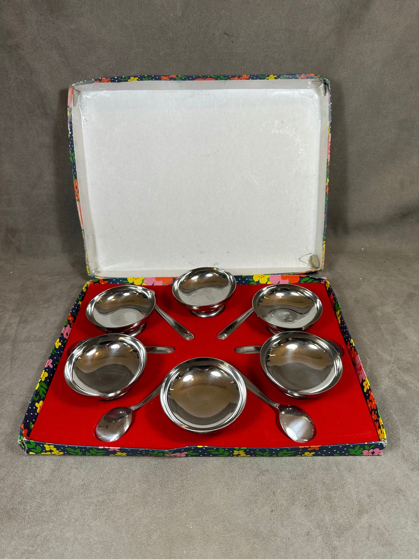 Set of 6 ice cream cups with 6 spoons in 18/10 stainless steel vintage Made in France