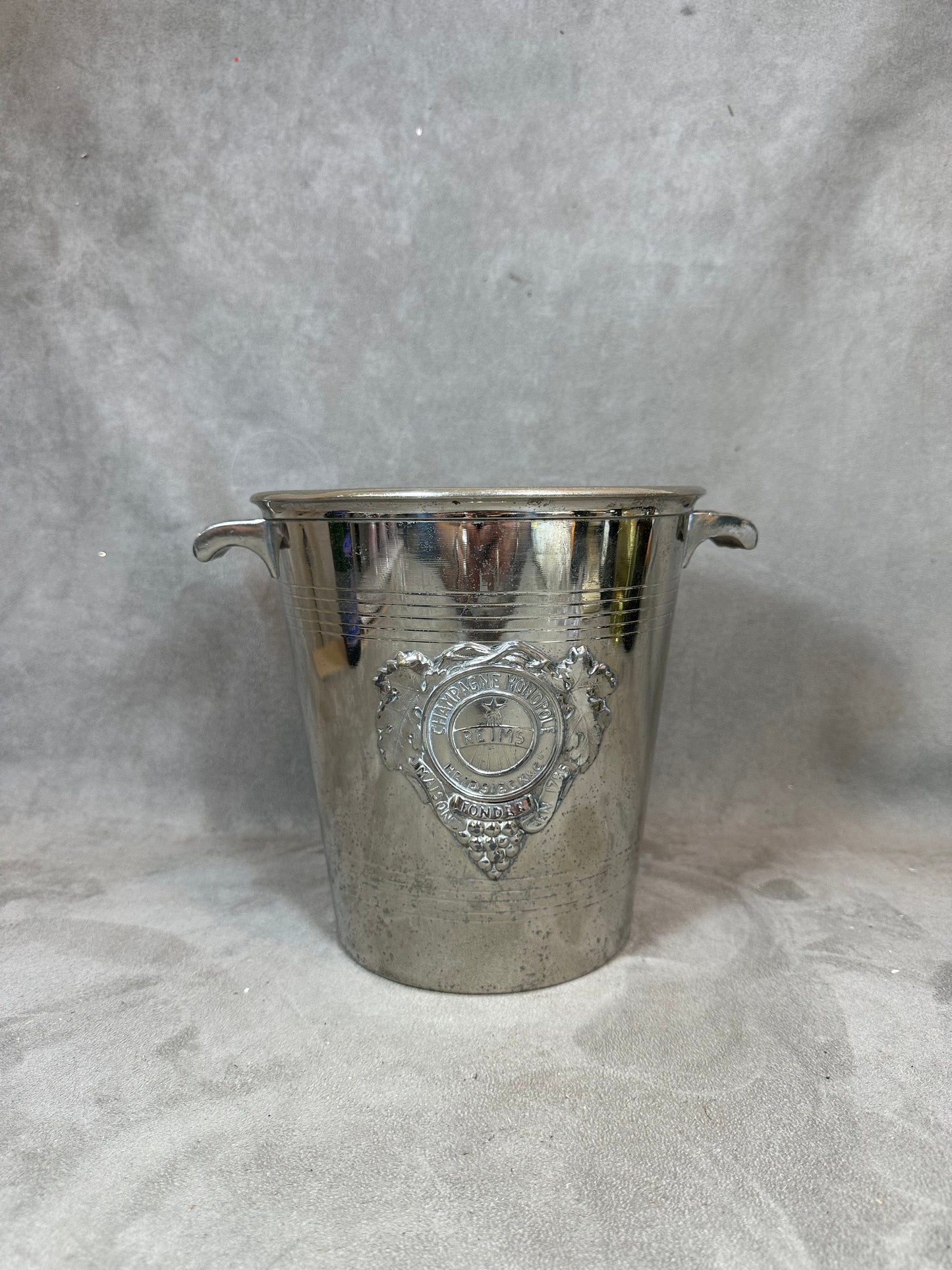 SEHR SELTENER Heidsieck&amp;Co Dry Monopole Champagnerkühler mit Art Deco Aluminiumgriffen ARGIT Vintage 1930