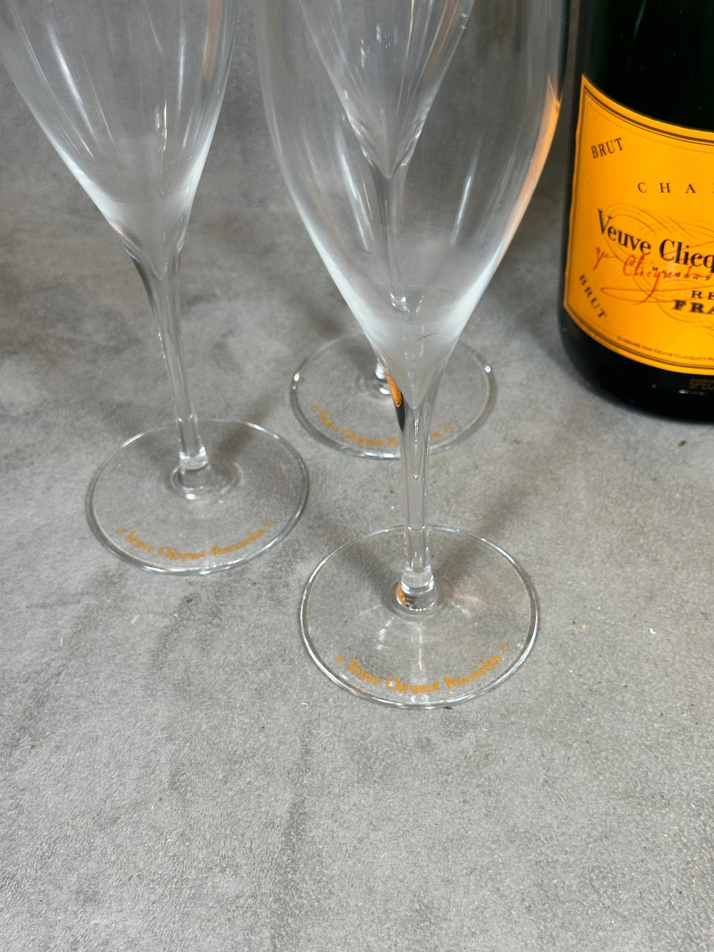 RARE 6 Veuve Clicquot Flutes The authentic vintage mouth-blown glass made in France