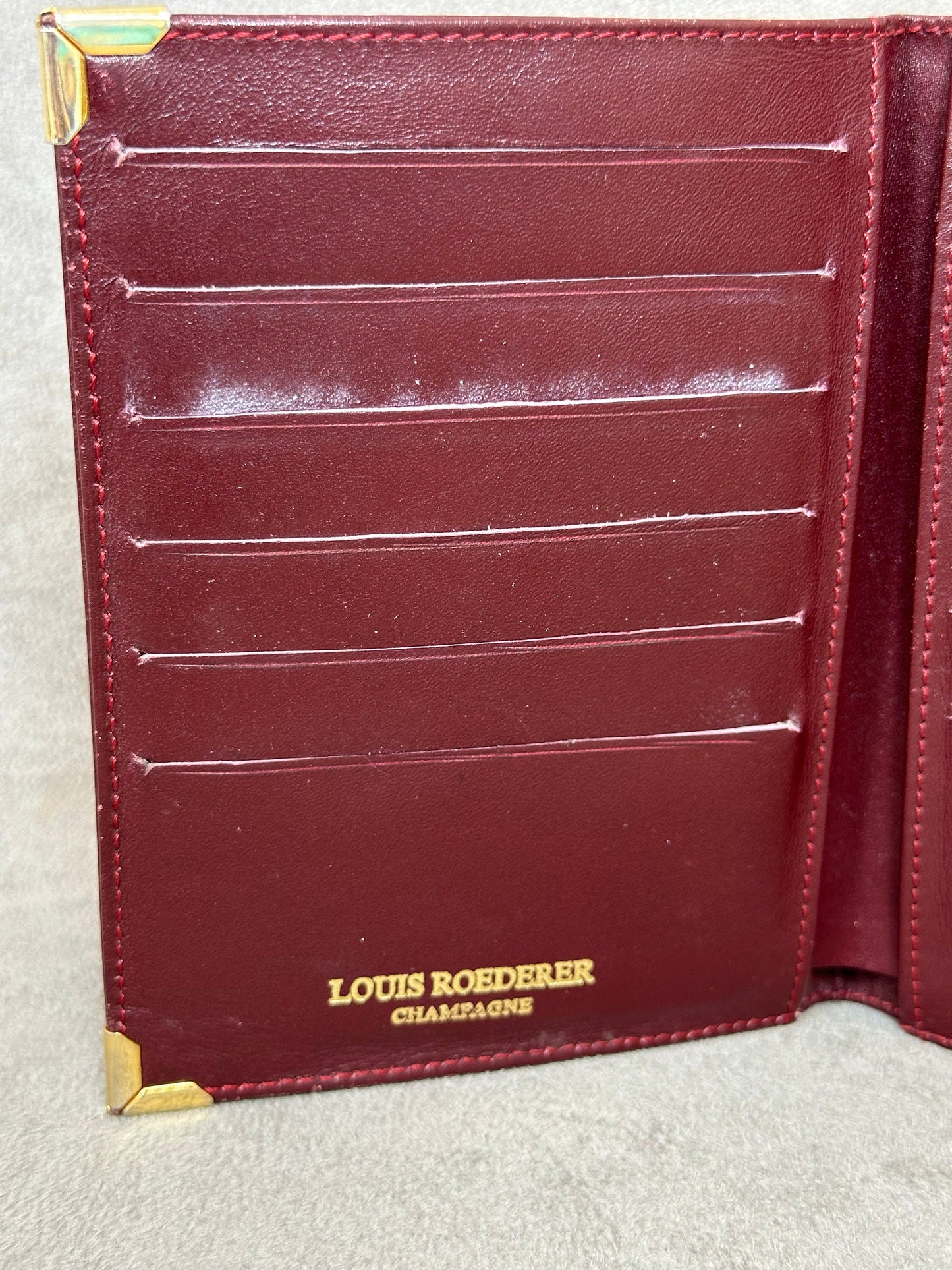 RARE Champagne Louis Roederer porte carte en cuir bordeaux