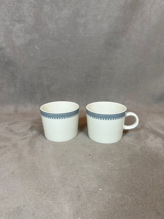 Set of 2 Arabia Finland TEEMA white and blue vintage ceramic mugs