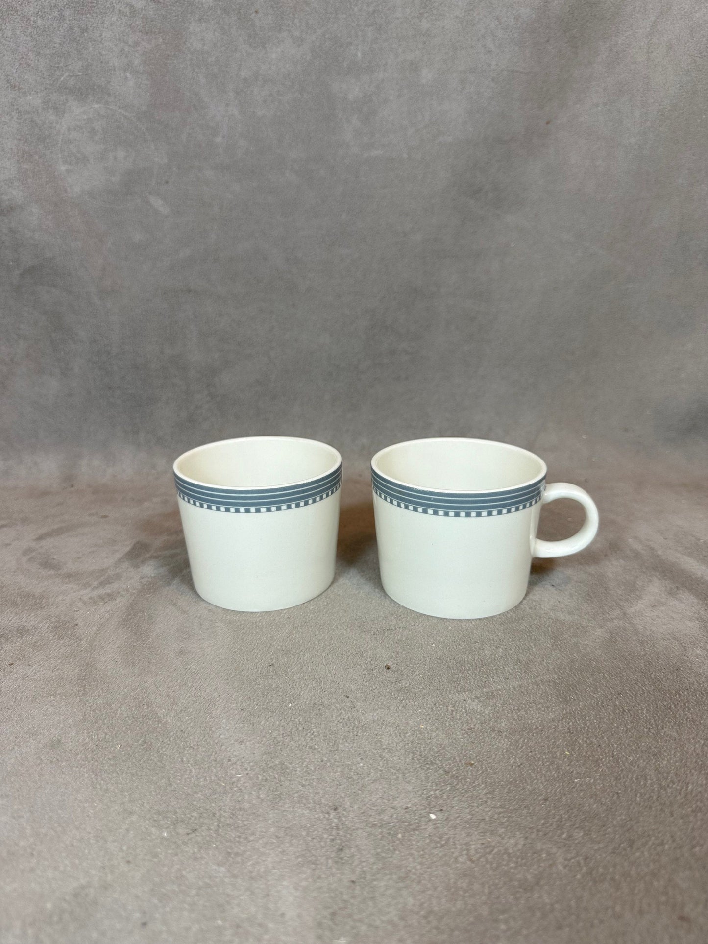 Set of 2 Arabia Finland TEEMA white and blue vintage ceramic mugs