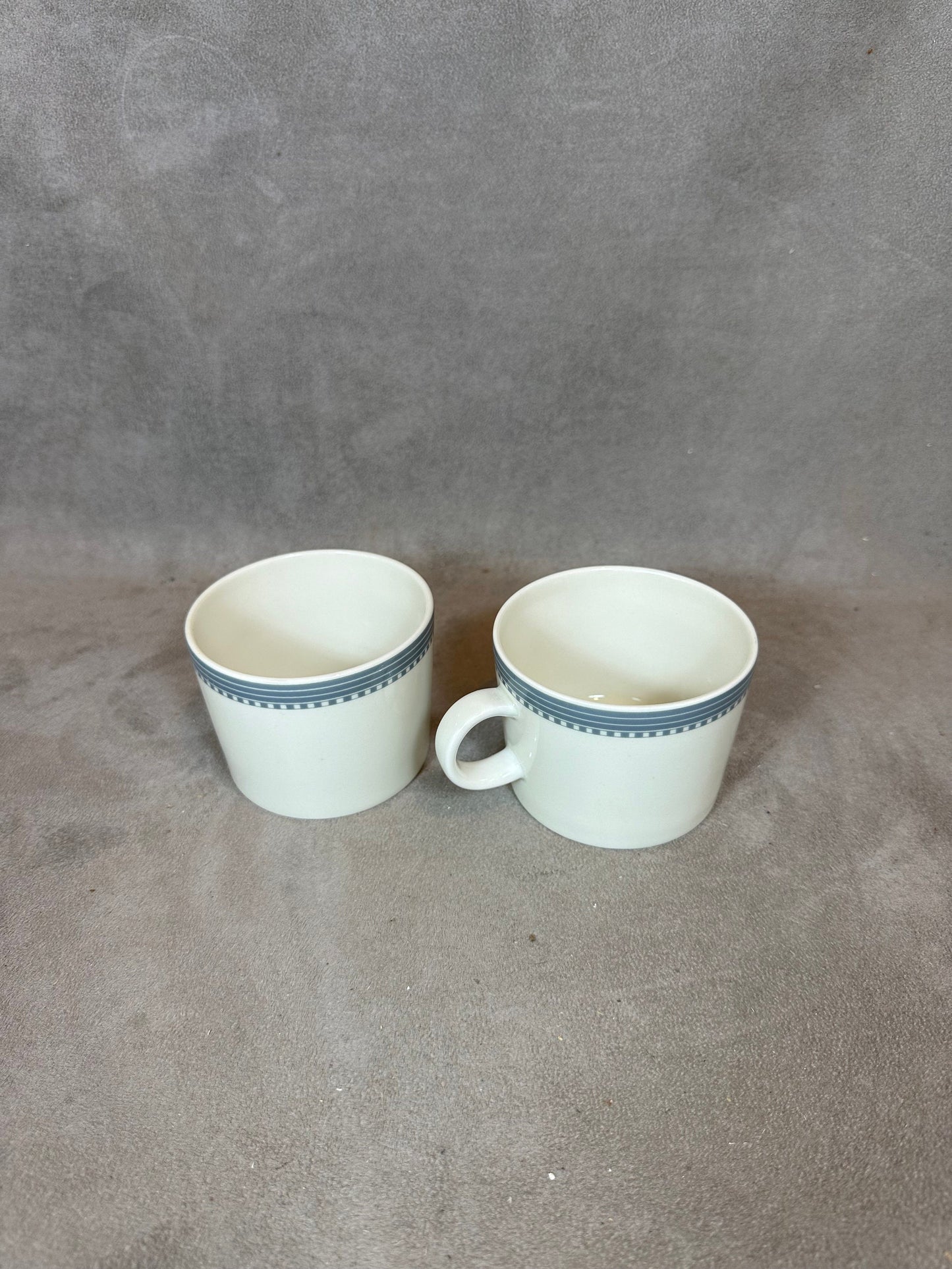 Set of 2 Arabia Finland TEEMA white and blue vintage ceramic mugs