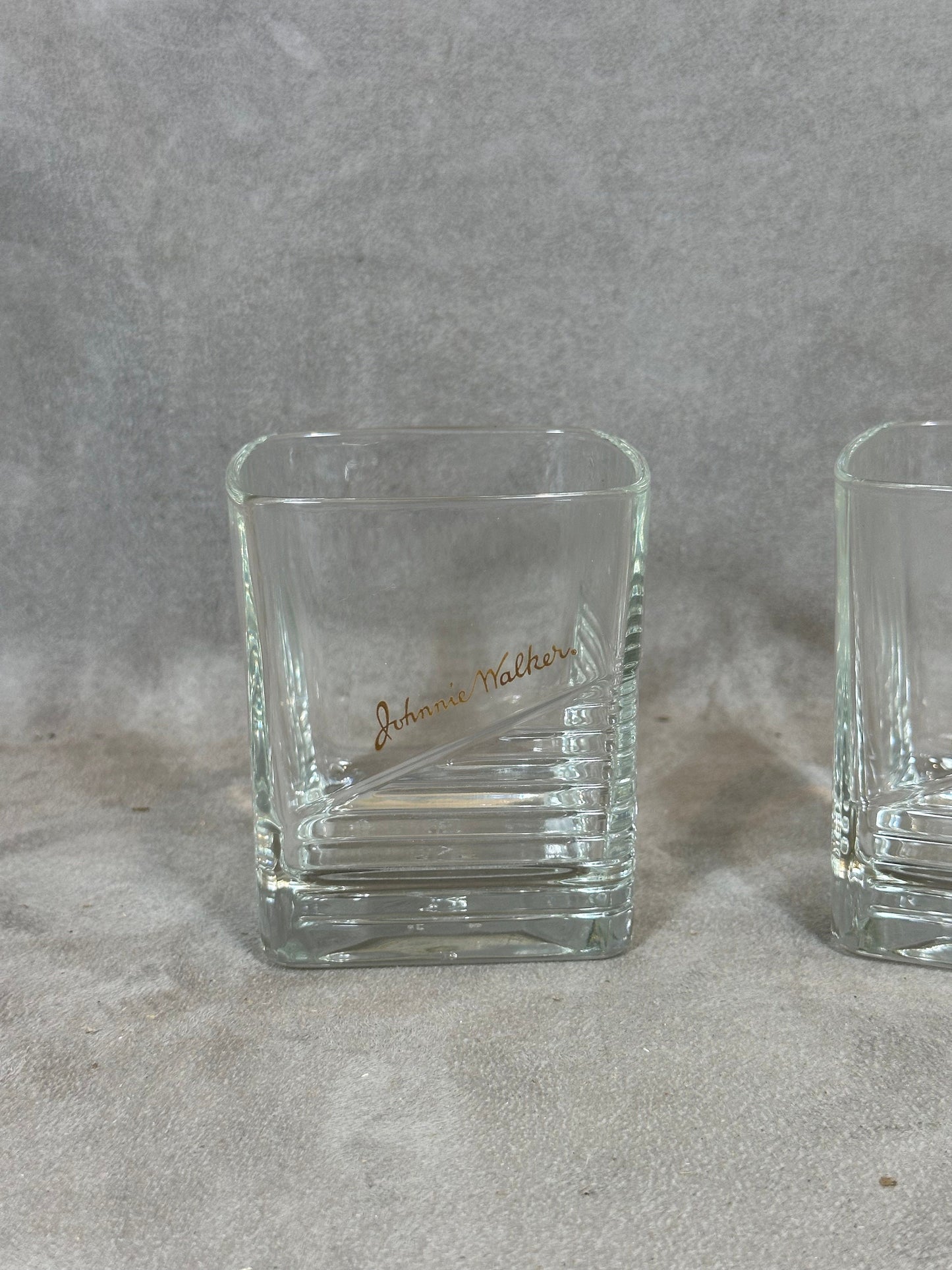 Set of 2 vintage Johnnie Walker whisky glasses in glass Made in France