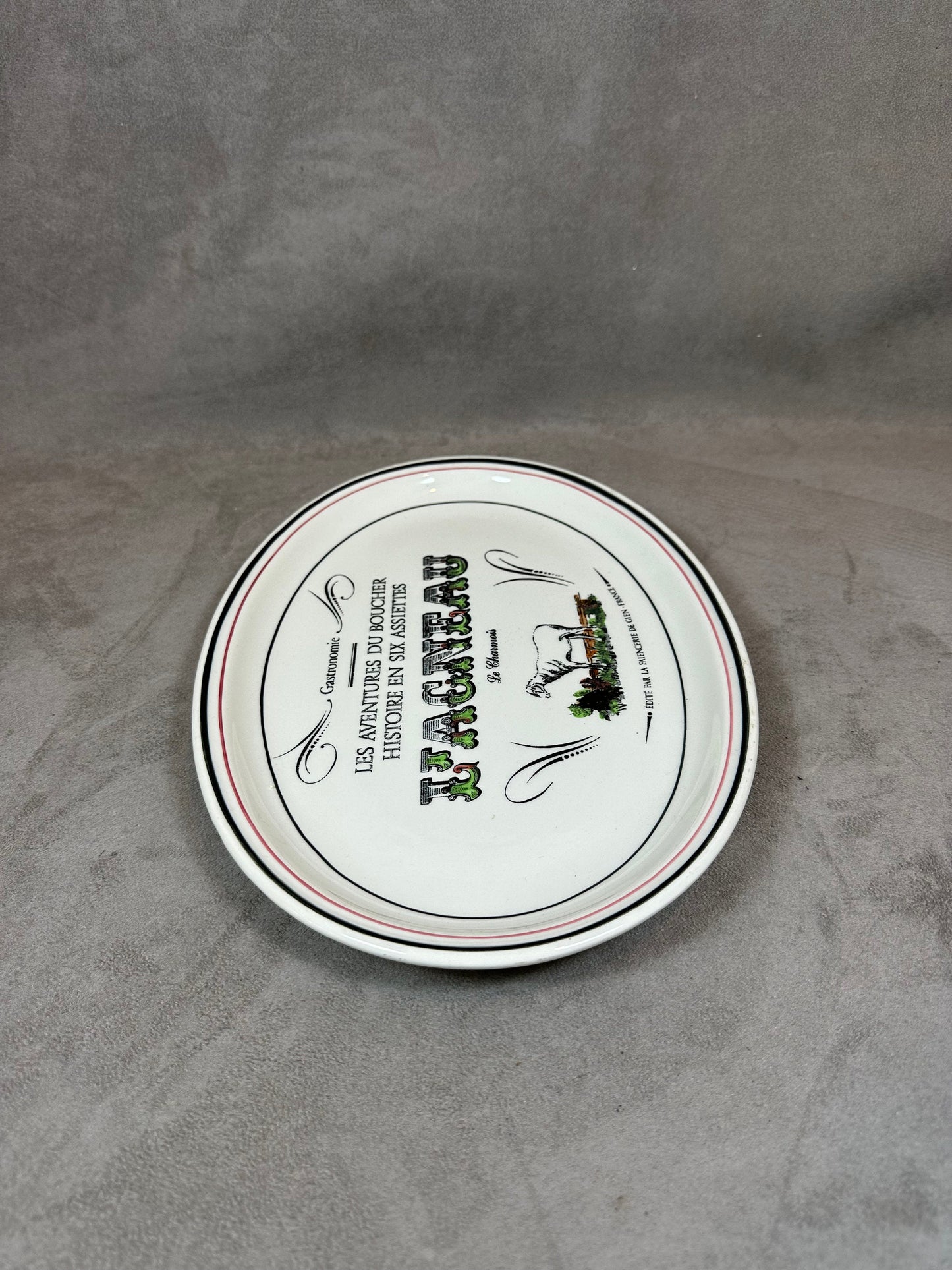 Lamb-themed dish by GIEN earthenware factory Made in France 1970