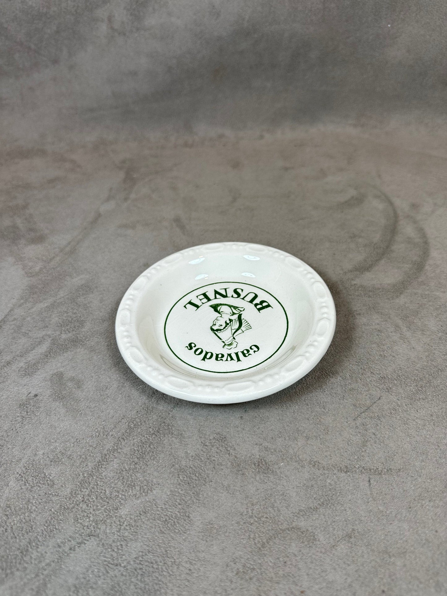 Calvados Busnel ashtray or empty pocket bowl made by Gien in vintage ceramic from the 1960s