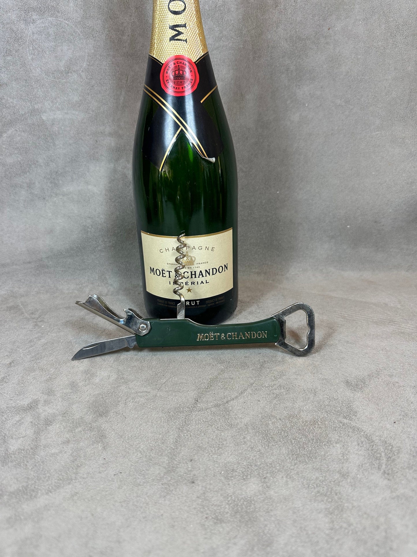 Moet et Chandon  champagne Décapsuleur, Tire-bouchon en acier vintage Made in France, Wine Collectors, French Wine