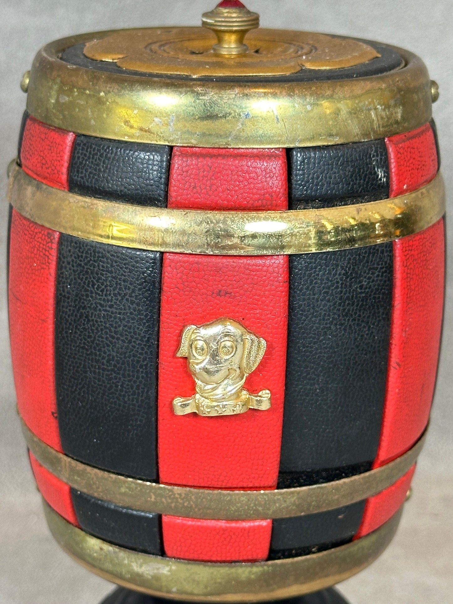 Vintage Ford and Rolls-Royce model cigarette dispenser in brass and leather Circa 1950