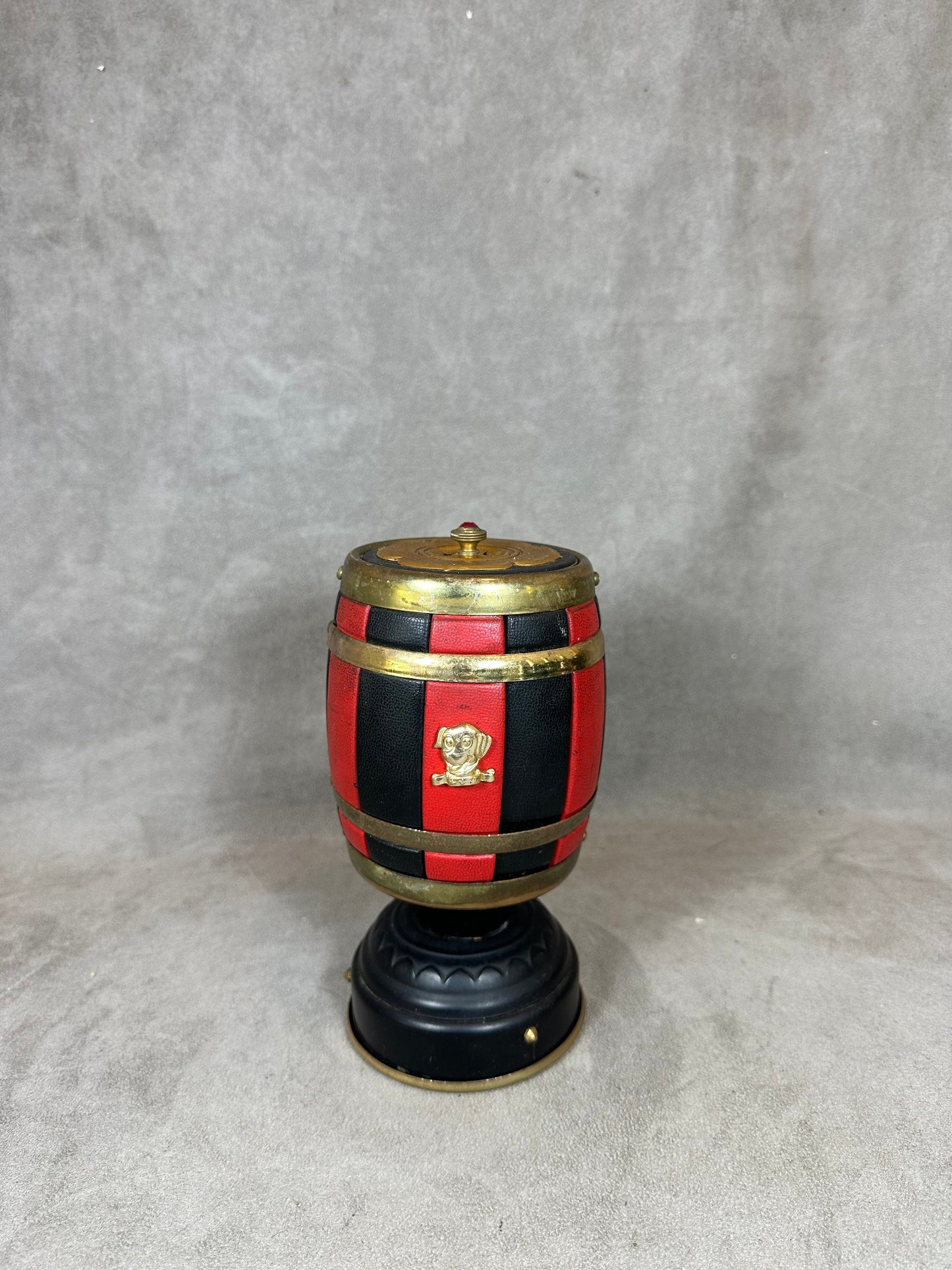 Vintage Ford and Rolls-Royce model cigarette dispenser in brass and leather Circa 1950