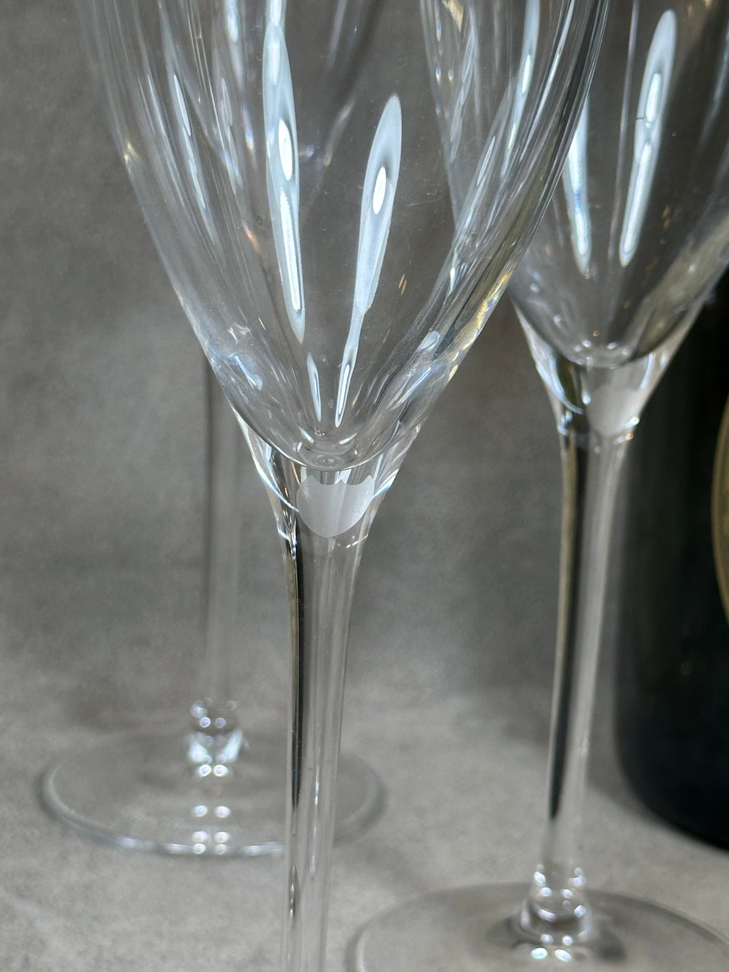 VERY RARE 6 beautiful vintage Dom Perignon Champagne crystal flutes