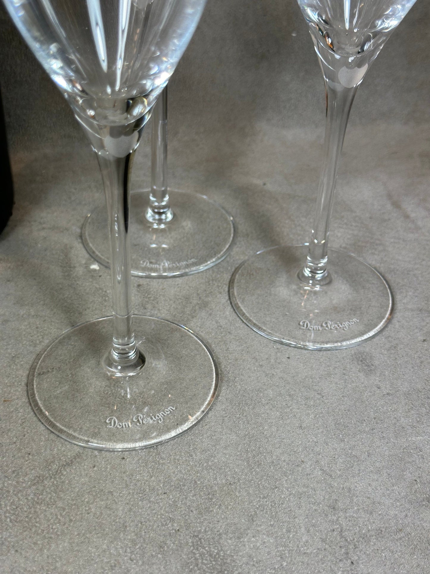 VERY RARE 6 beautiful vintage Dom Perignon Champagne crystal flutes