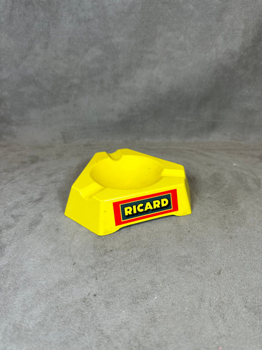 Ricard cendrier de bar triangulaire publicitaire jaune en plastique Vintage 1960