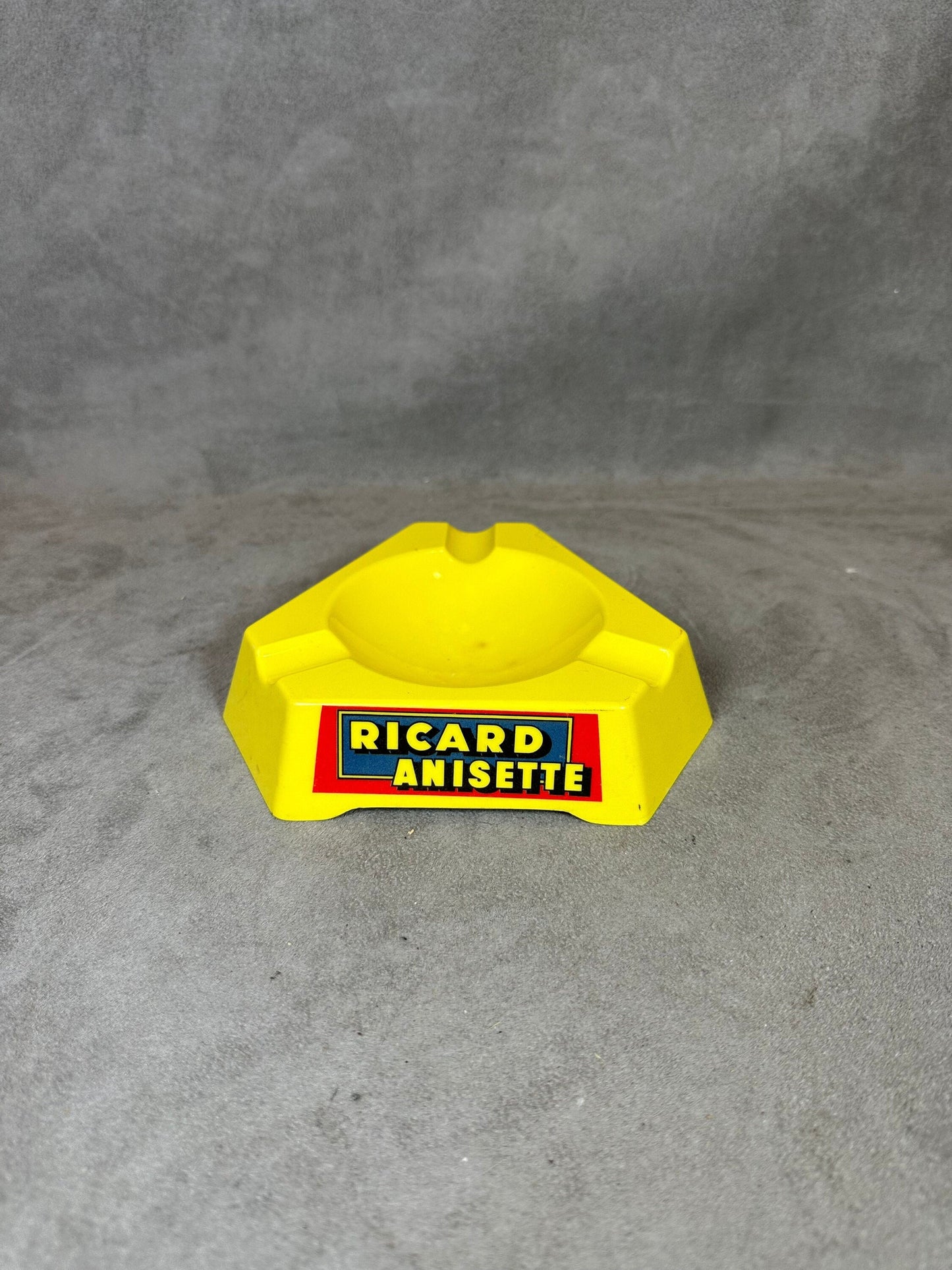 Ricard triangular bar ashtray vintage yellow plastic advertising ashtray Vintage 1960