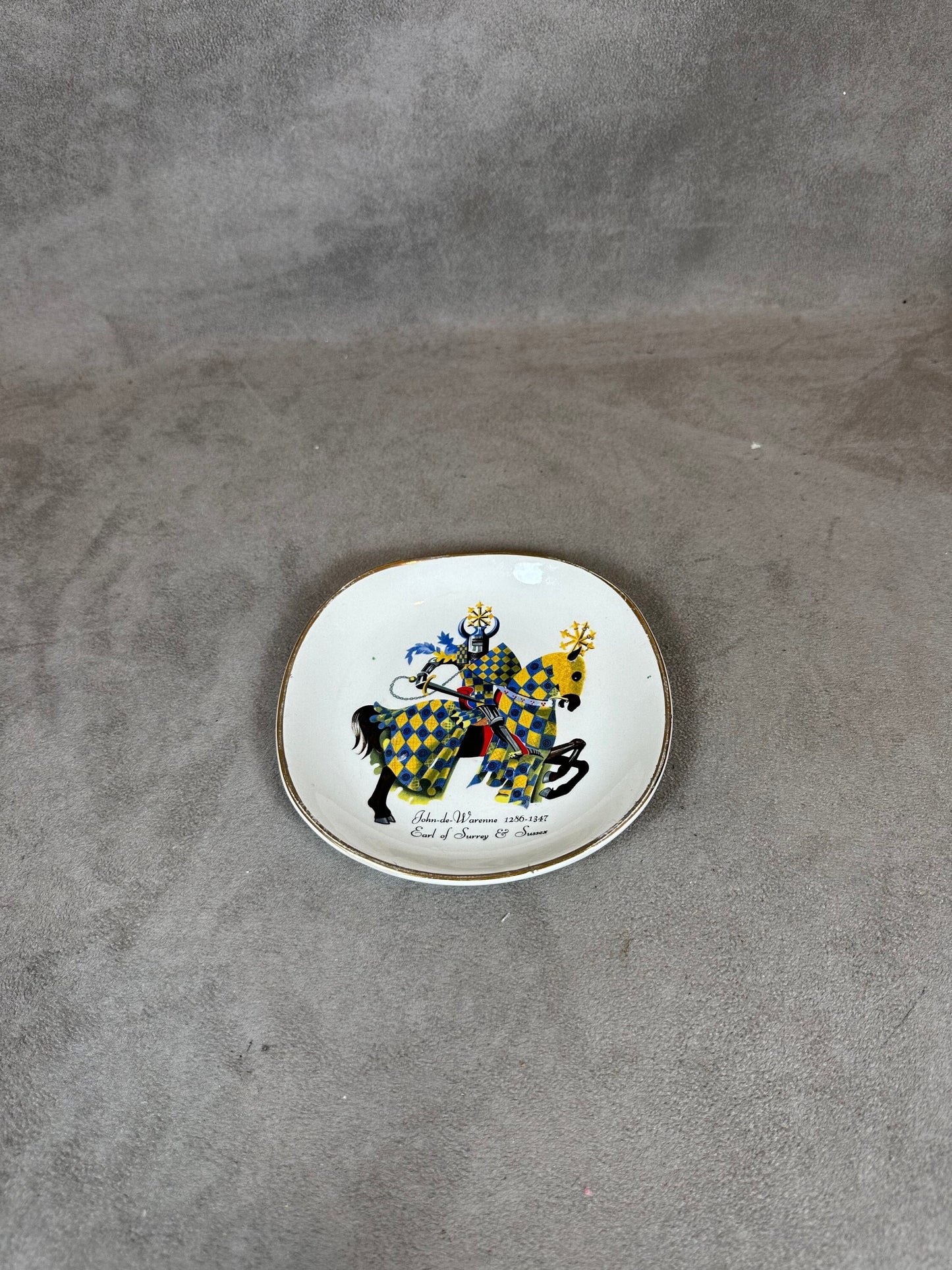 John de Warenne Earl of Surrey &amp; Sussex Vintage Porcelain Ashtray Made in England