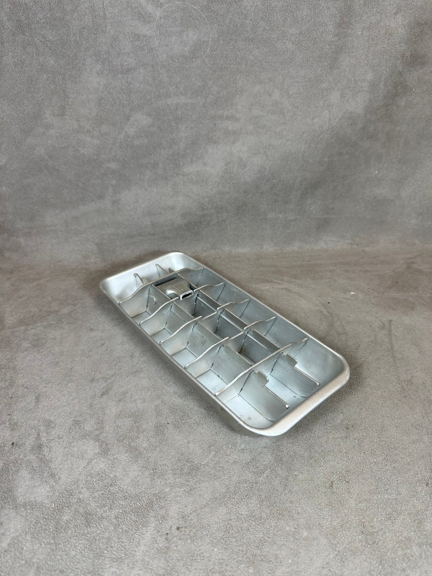 Vintage Silver Aluminum Ice Cube Tray | Vintage 1950's Industrial Design