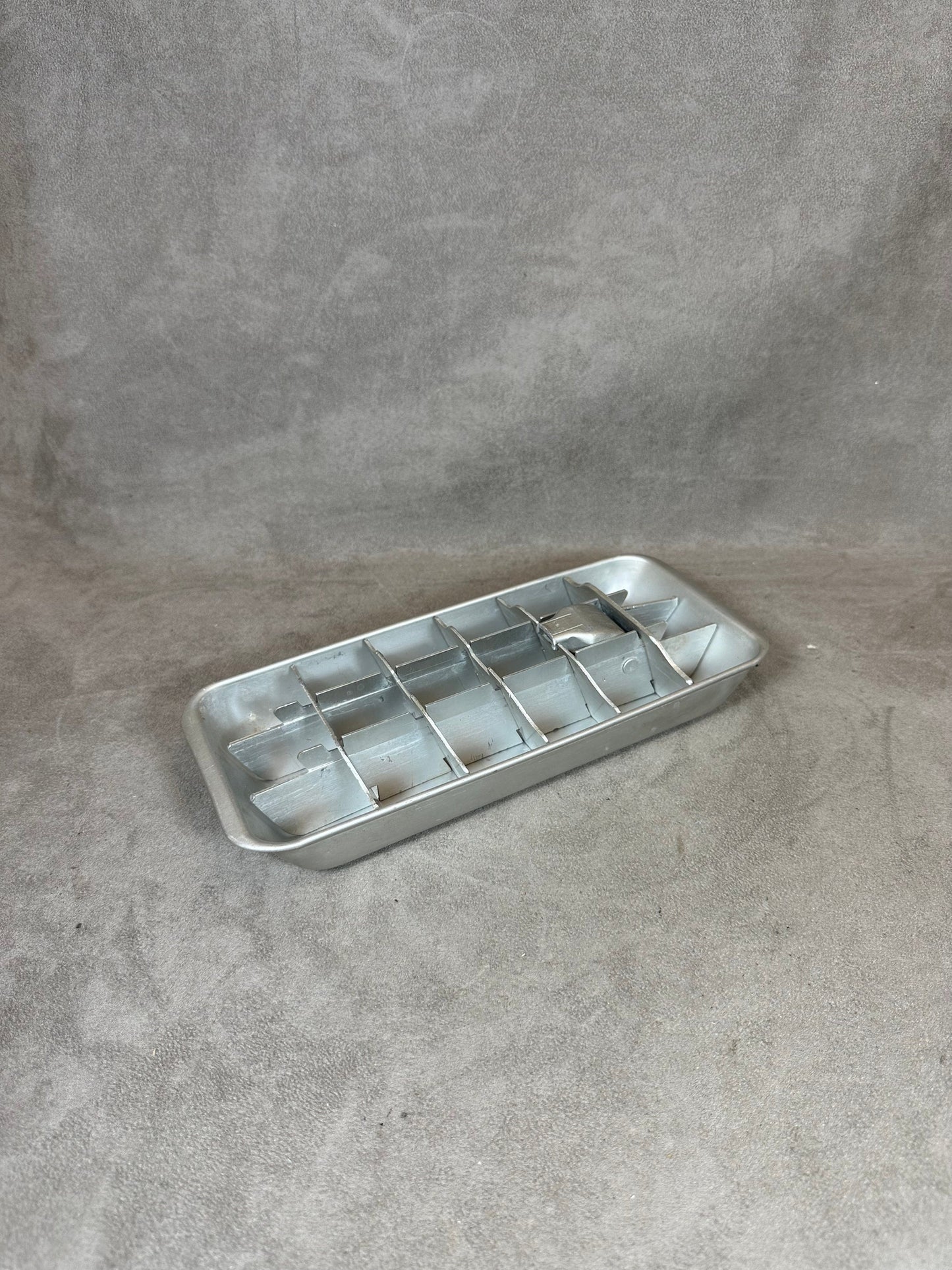 Vintage Silver Aluminum Ice Cube Tray | Vintage 1950's Industrial Design