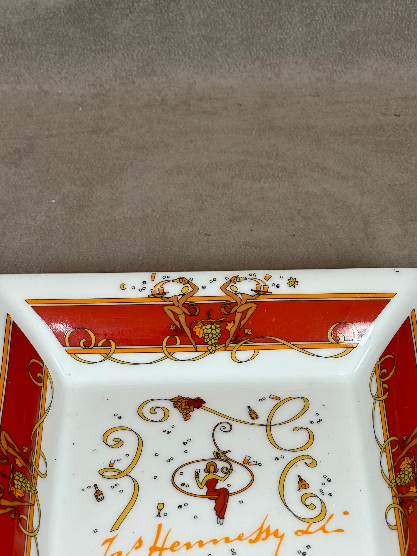 RARE Magnifique cendrier Hennessy cognac en porcelaine vintage Made in France