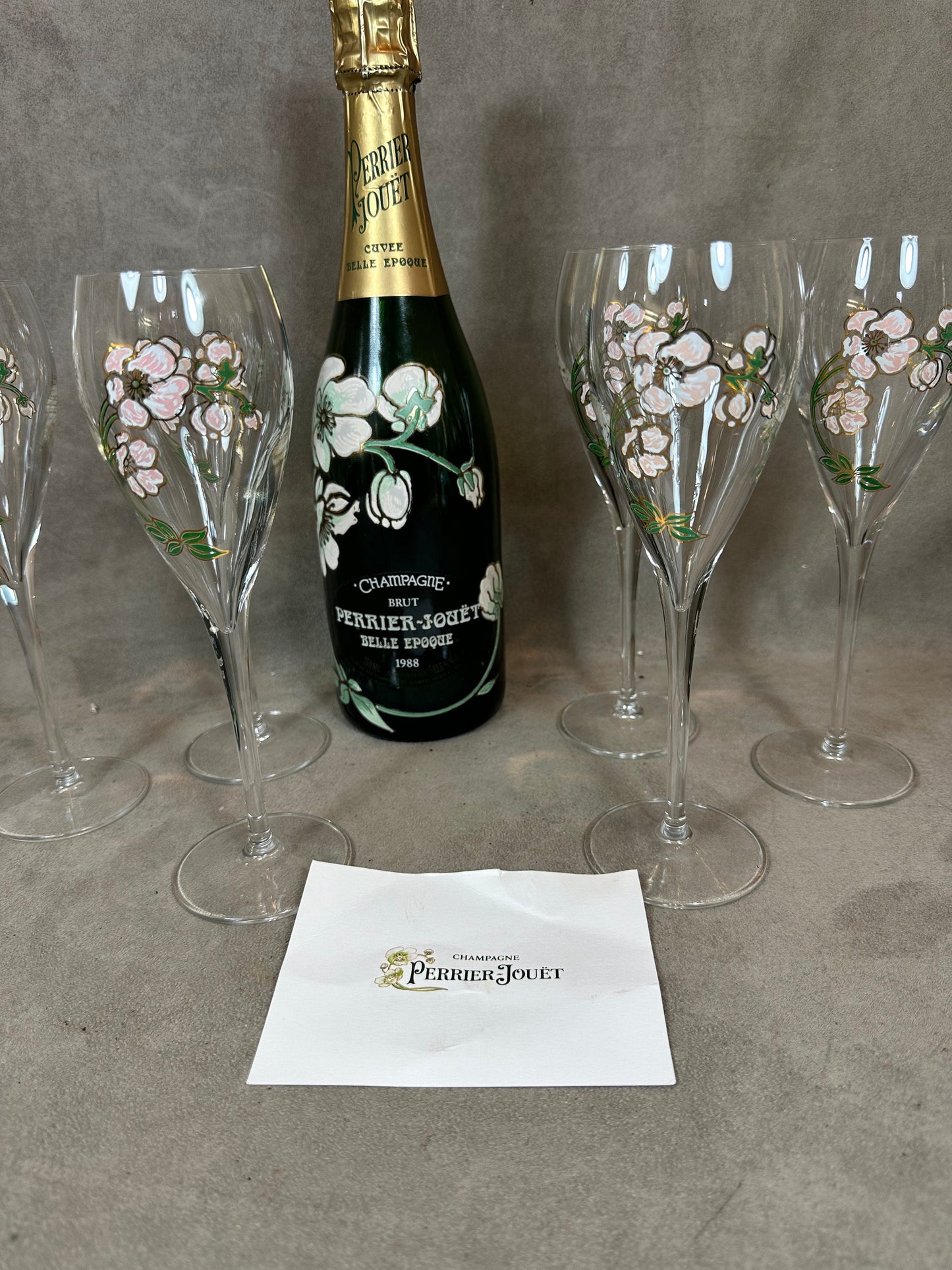 RARE Lot of 6 Perrier-Jouet Belle Epoque glass flutes hand painted with anemone decoration by Emile Gallé Perrier-Jouët 1970s