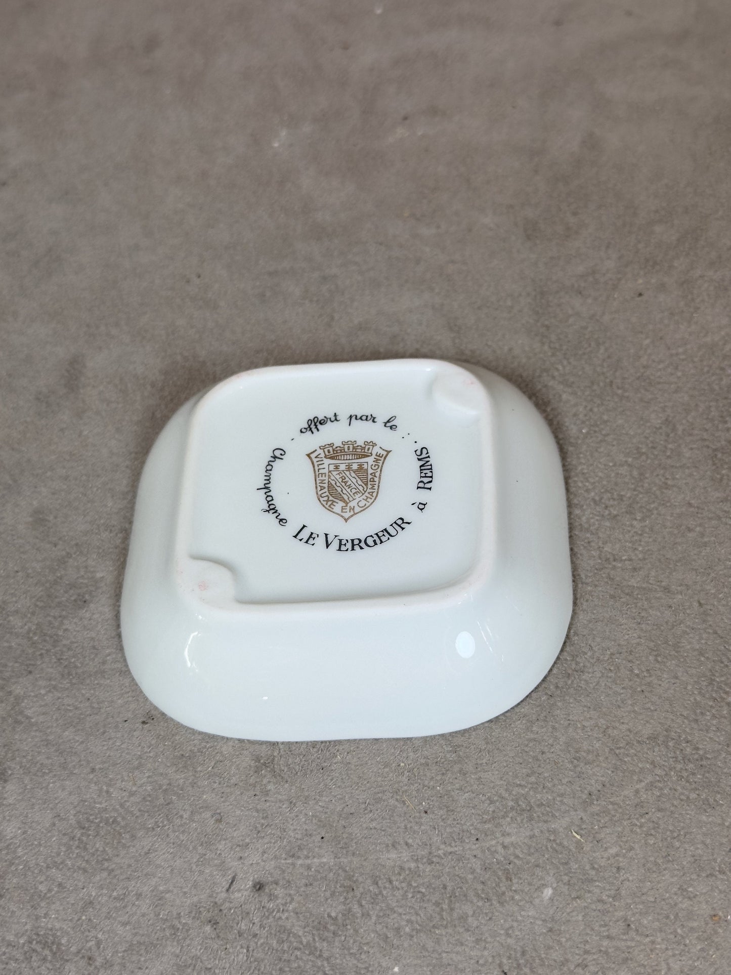 Porcelain Advertising Ashtray, Champagne Le Vergeur, by Villenauxe en Champagne, Made in France, Vintage 1980