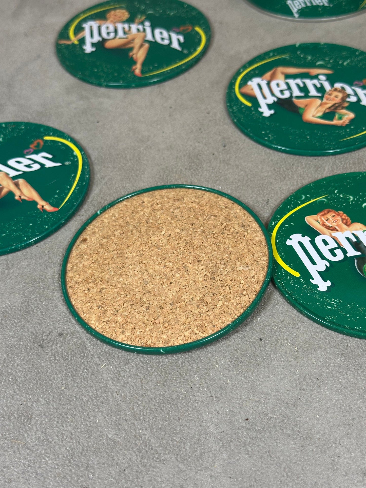 Set Perrier de 5 sous verres vintage made in France Années 1980