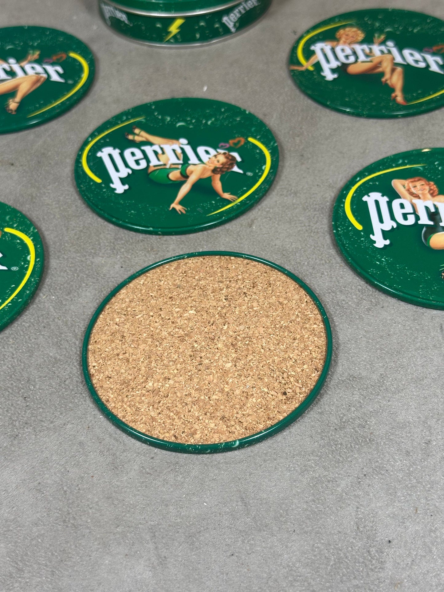 Set Perrier de 6 sous verres vintage made in France Années 1980