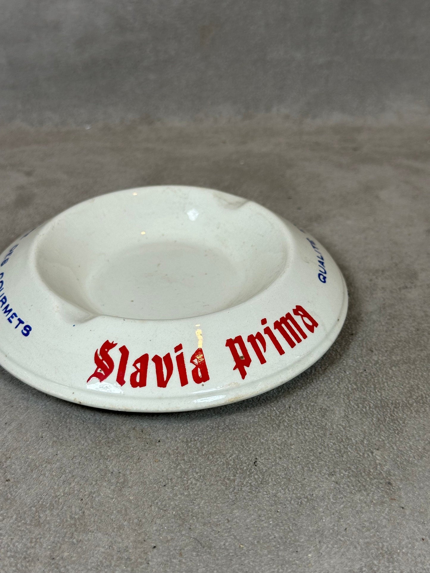 La Slavia Keramik-Aschenbecher von Moulin des Loups Vintage Made in France