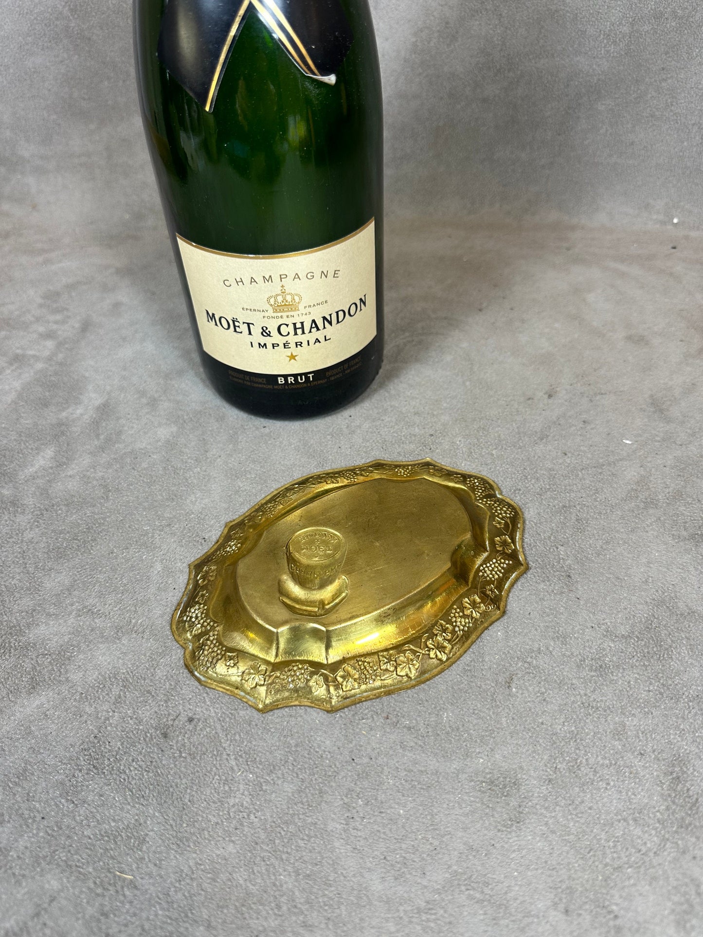 RARE Cendrier vide poche en laiton vintage champagne Moet&Chandon Années 1950 Made in France