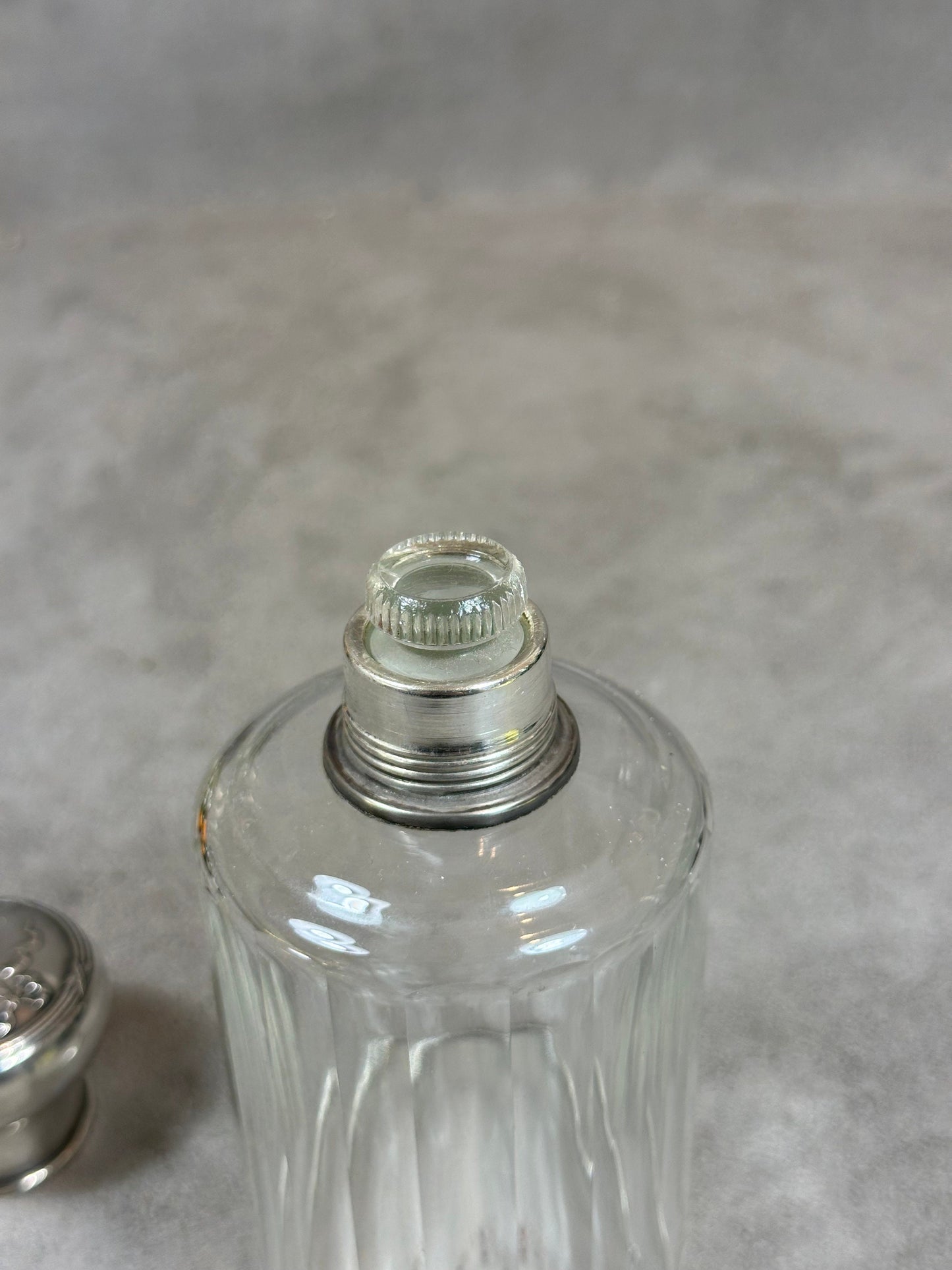 RARE Eau de Cologne perfume bottle in crystal and antique monogrammed solid silver stopper Made in France 1900