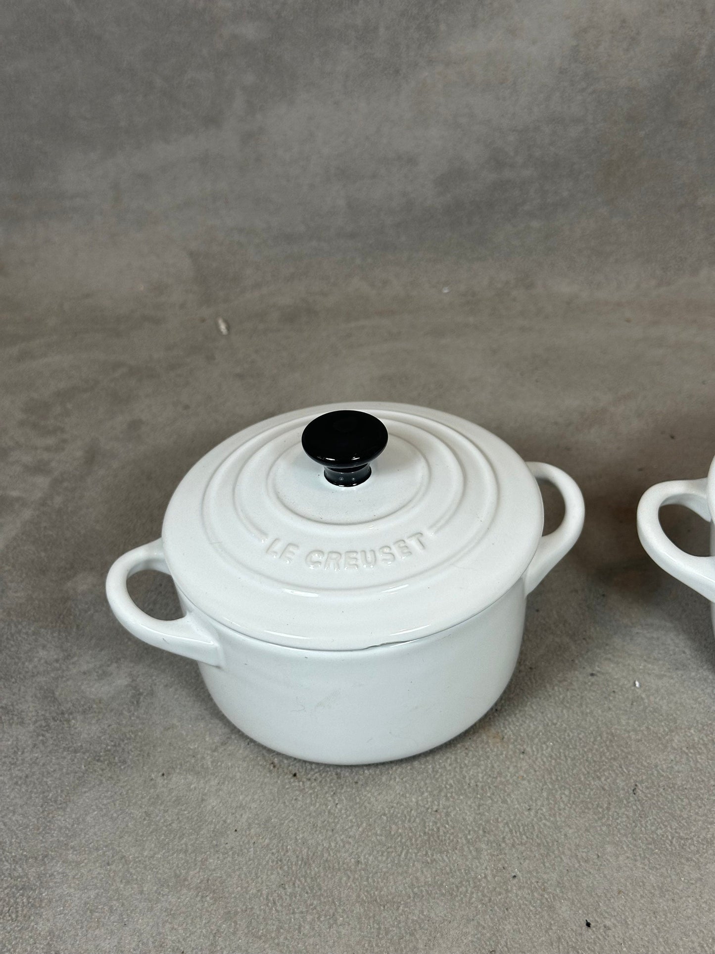 Set of 2 Le Creuset mini white terracotta casseroles Made in France