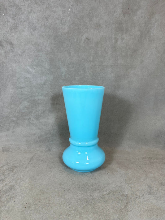 Vase en Opaline Bleue, Vintage Made in France 1970