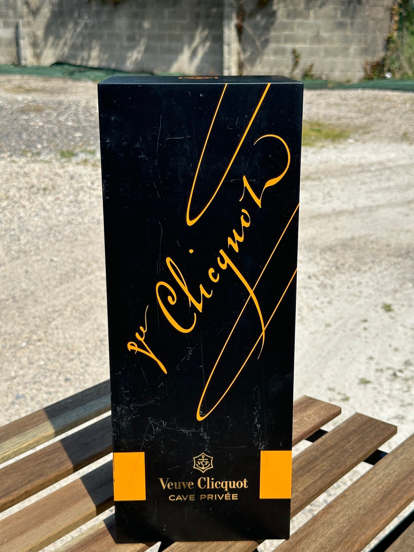 Caisse en bois pour Magnum Champagne Veuve Clicquot Made in France Vintage 1980