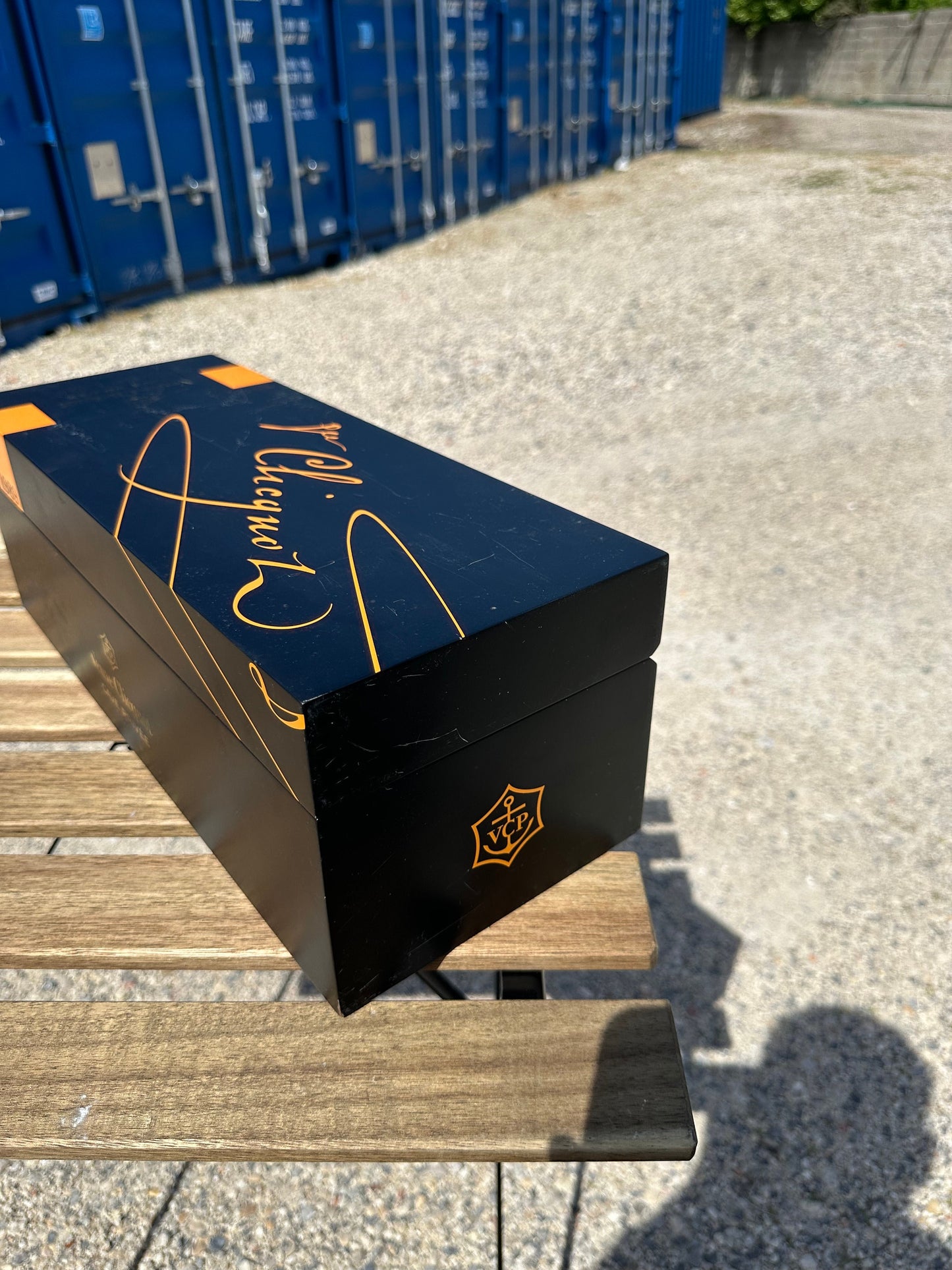 Caisse en bois pour Magnum Champagne Veuve Clicquot Made in France Vintage 1980