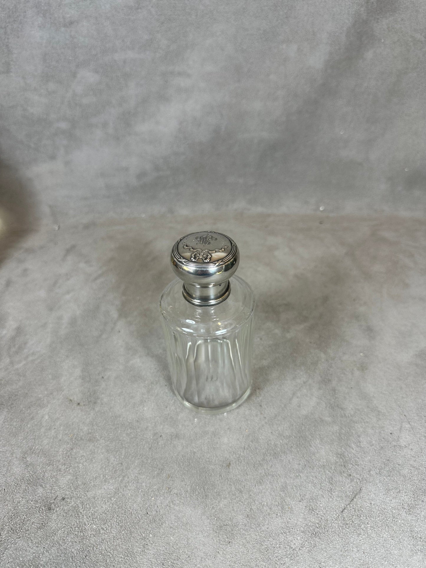 RARE Eau de Cologne perfume bottle in crystal and antique monogrammed solid silver stopper Made in France 1900