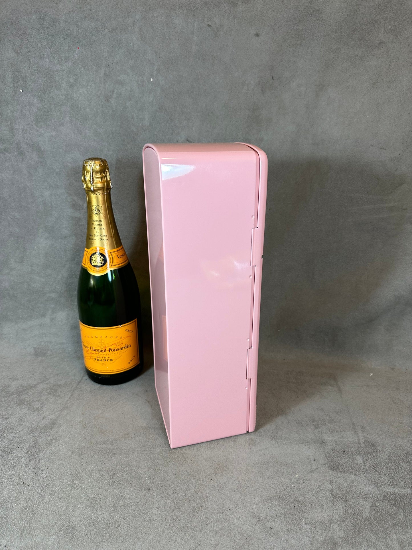 RARE Veuve Clicquot pink SMEG refrigerator for champagne bottle Veuve Clicquot box, Champagne Gift Made in France