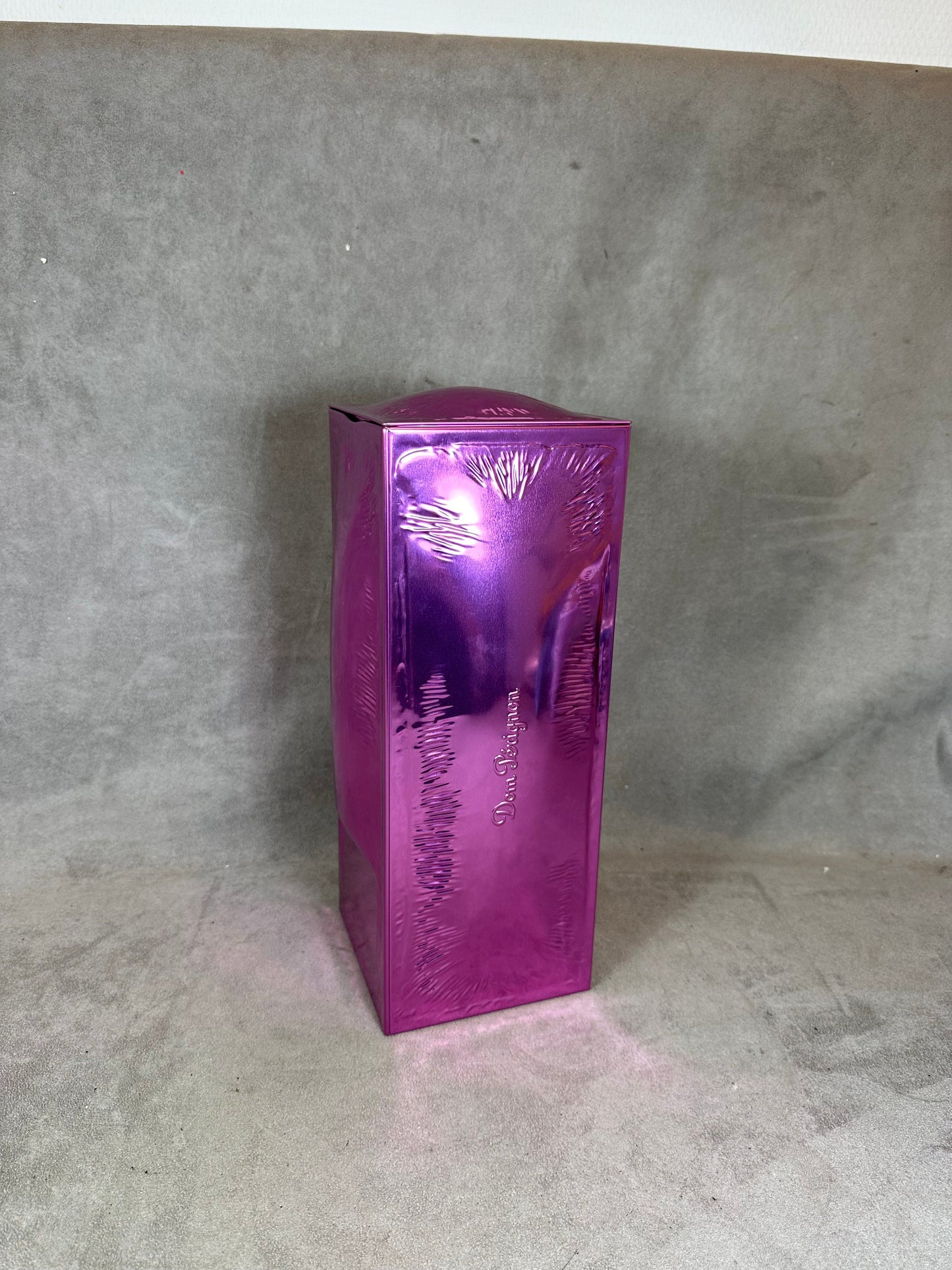 VERY RARE Dom Perignon X Lady Gaga Vintage 2008 Pink Metal Champagne Case Vintage Gift