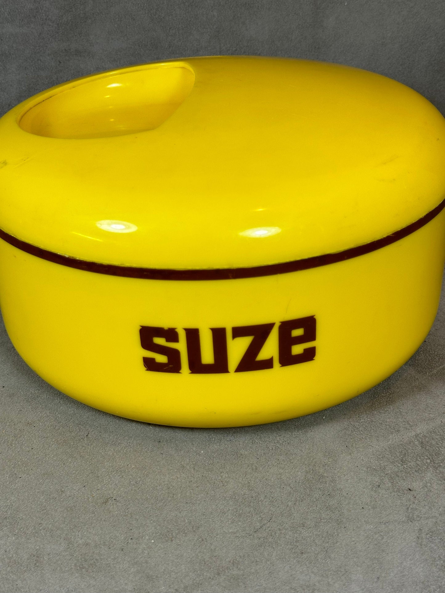 RARE Seau à glaçons en plastique jaune Suze vintage 1970