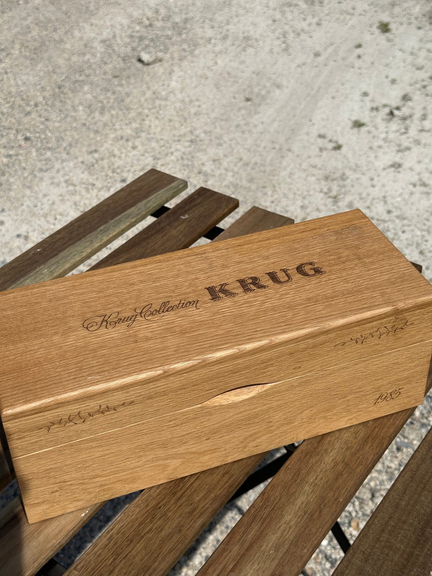 Caisse en bois de champagne Krug Collection Made in France Années 1980
