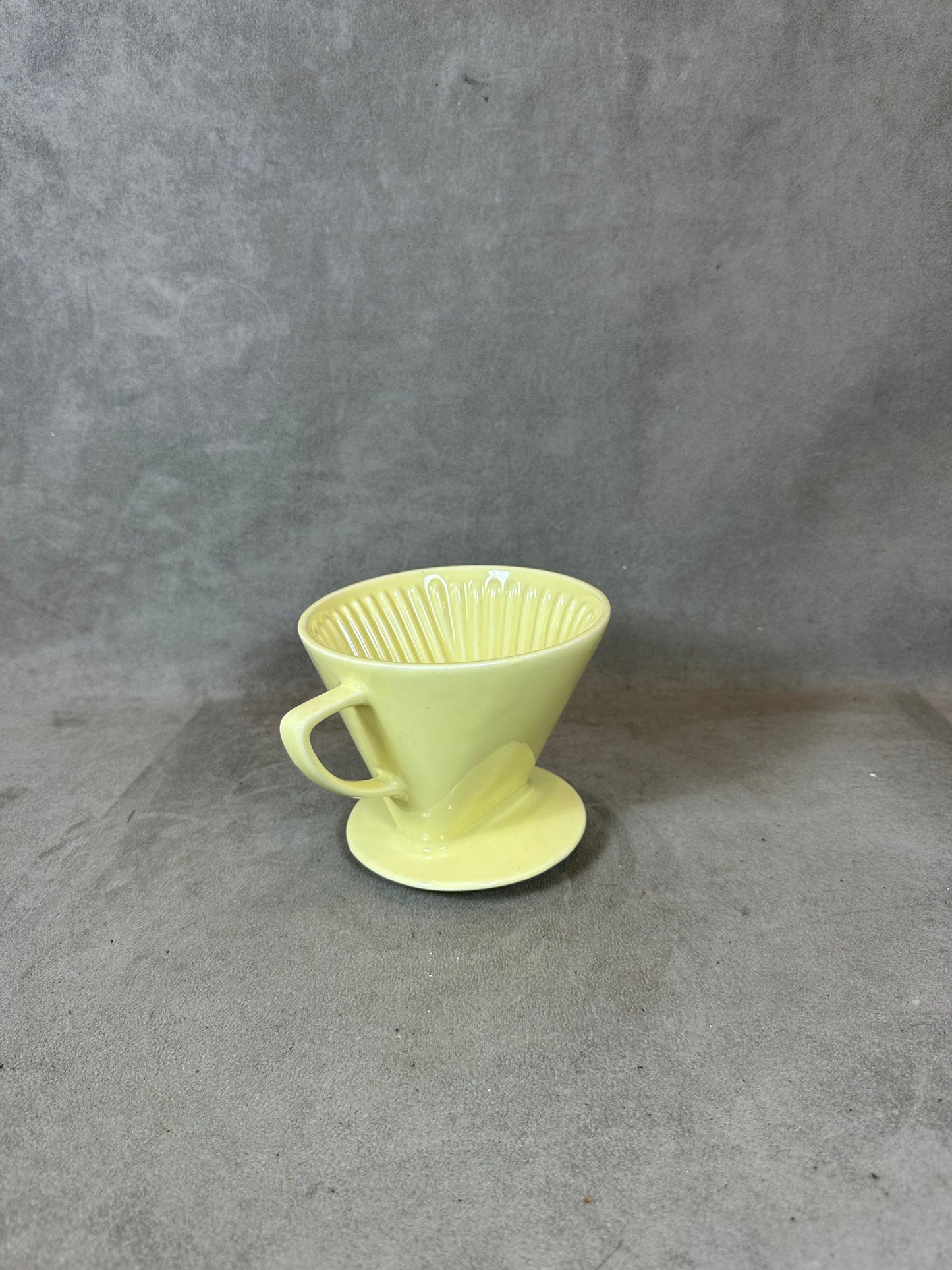 Melitta yellow ceramic coffee filter model 102 vintage Made in France
