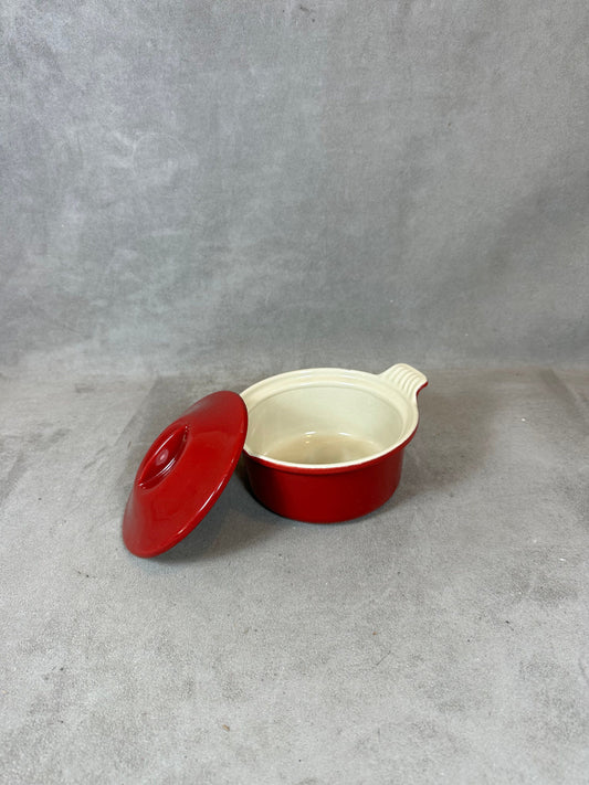 Kleine Vintage-Auflaufform aus rot emailliertem Gusseisen von Le Creuset, hergestellt in Frankreich, 1980er Jahre