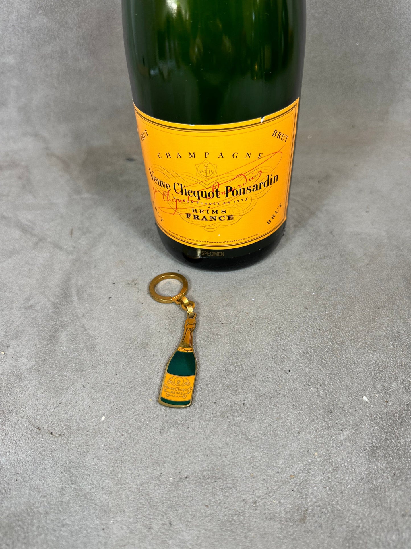 RARE Veuve Clicquot metal key ring with champagne bottle decoration Made in France 1960s